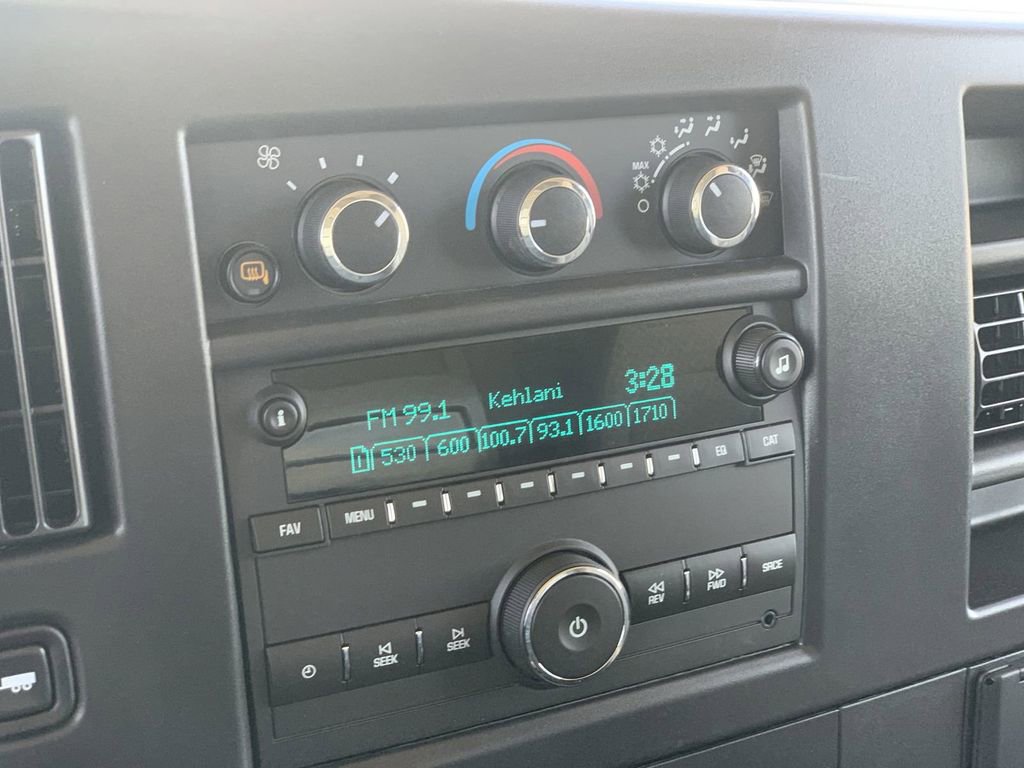 New 2026 Chevrolet Express 2500 w/ Driver Convenience Package image 10