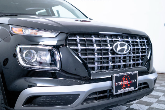 New 2026 Hyundai Venue SEL FWD image 12