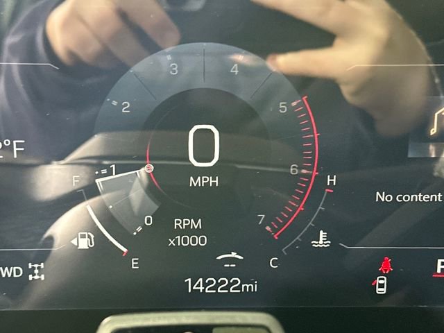 Used 2025 GMC Yukon Denali Ultimate w/ LPO, Floor Liner Package image 18