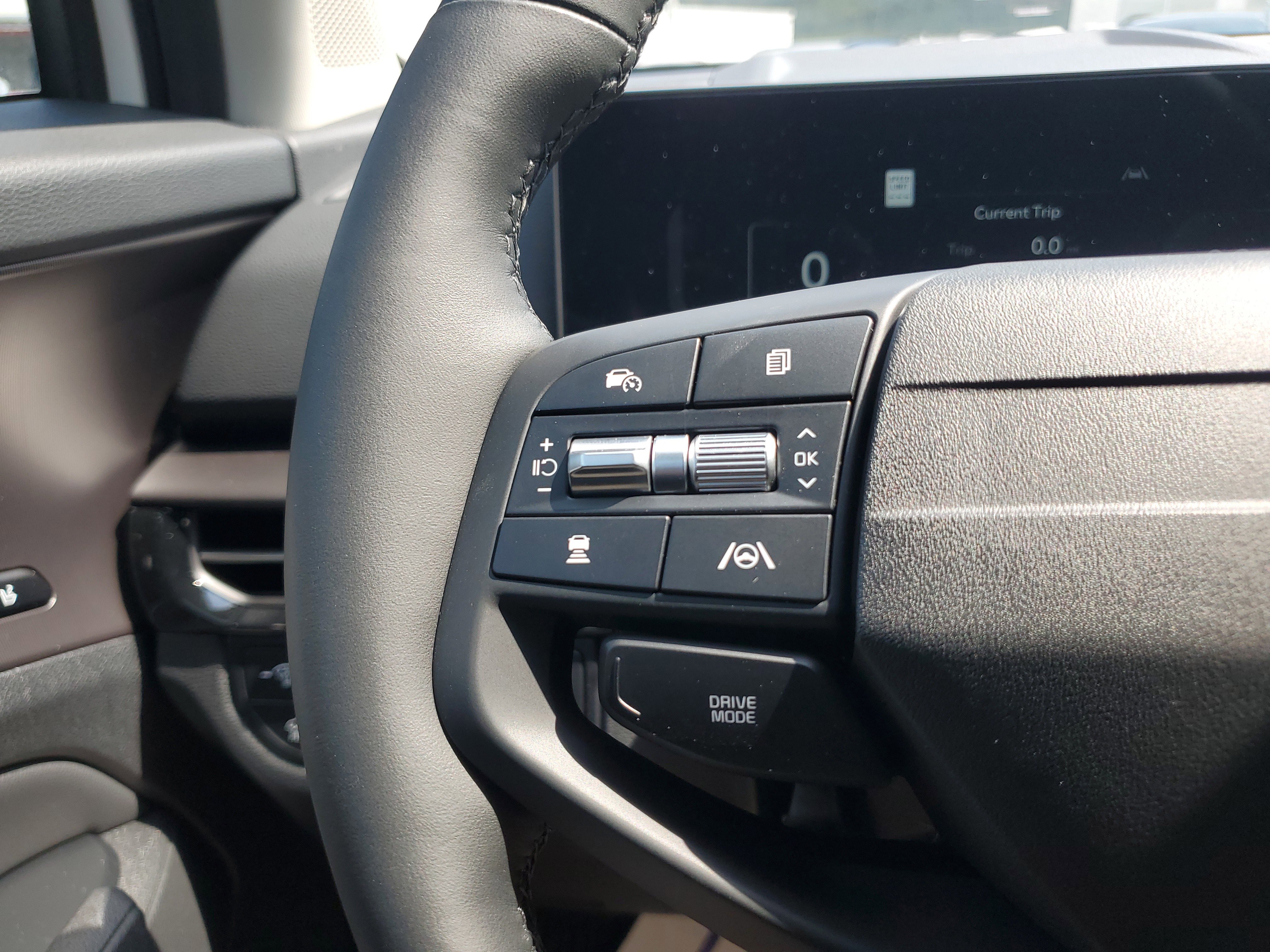 New 2026 Kia Sportage SX image 23