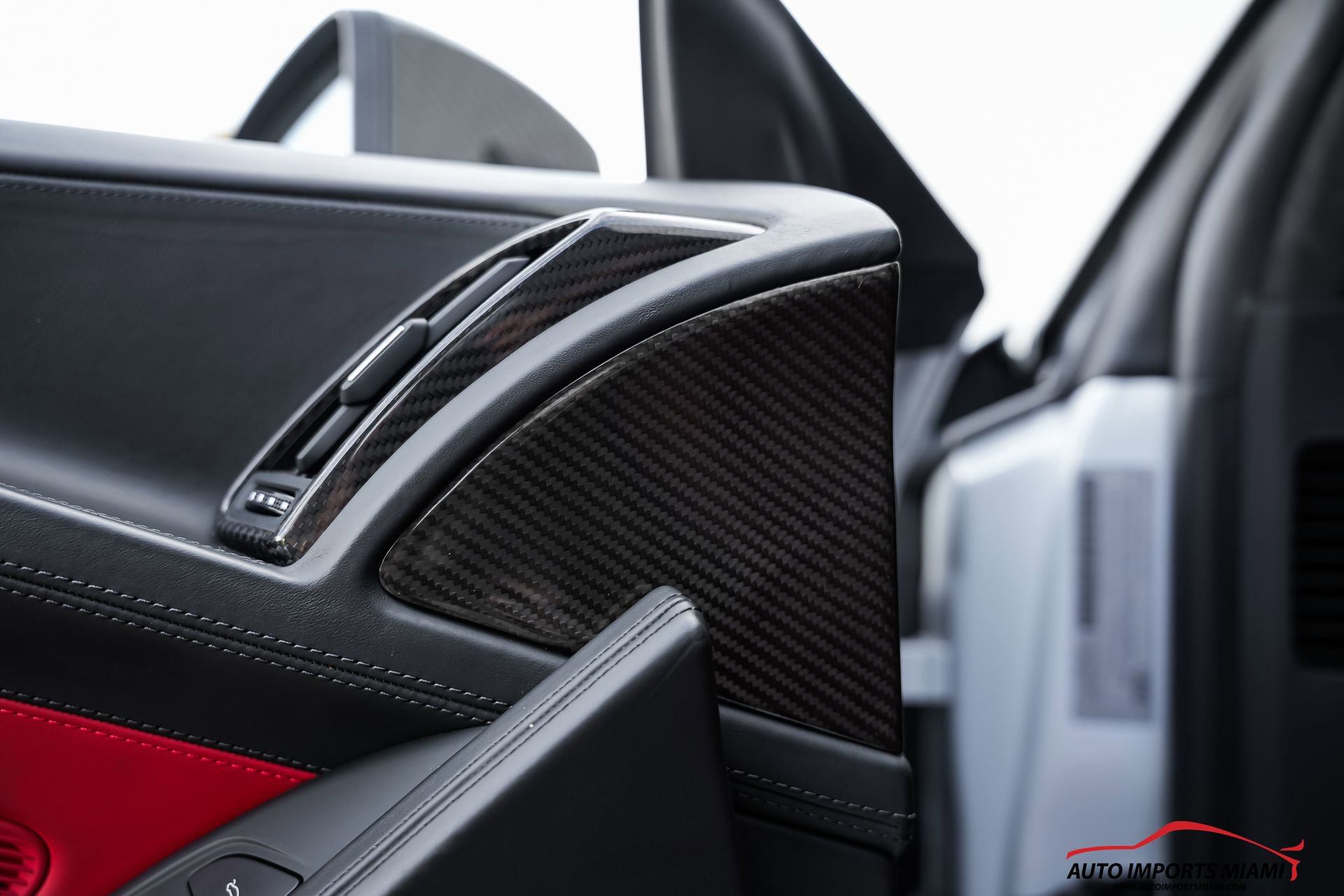 Used 2020 Audi R8 V10 w/ Carbon Exterior Package image 59