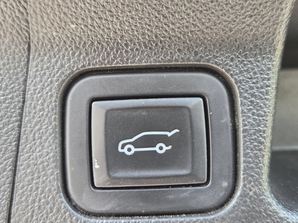Used 2019 GMC Acadia SLT w/ Black Edition FWD image 28