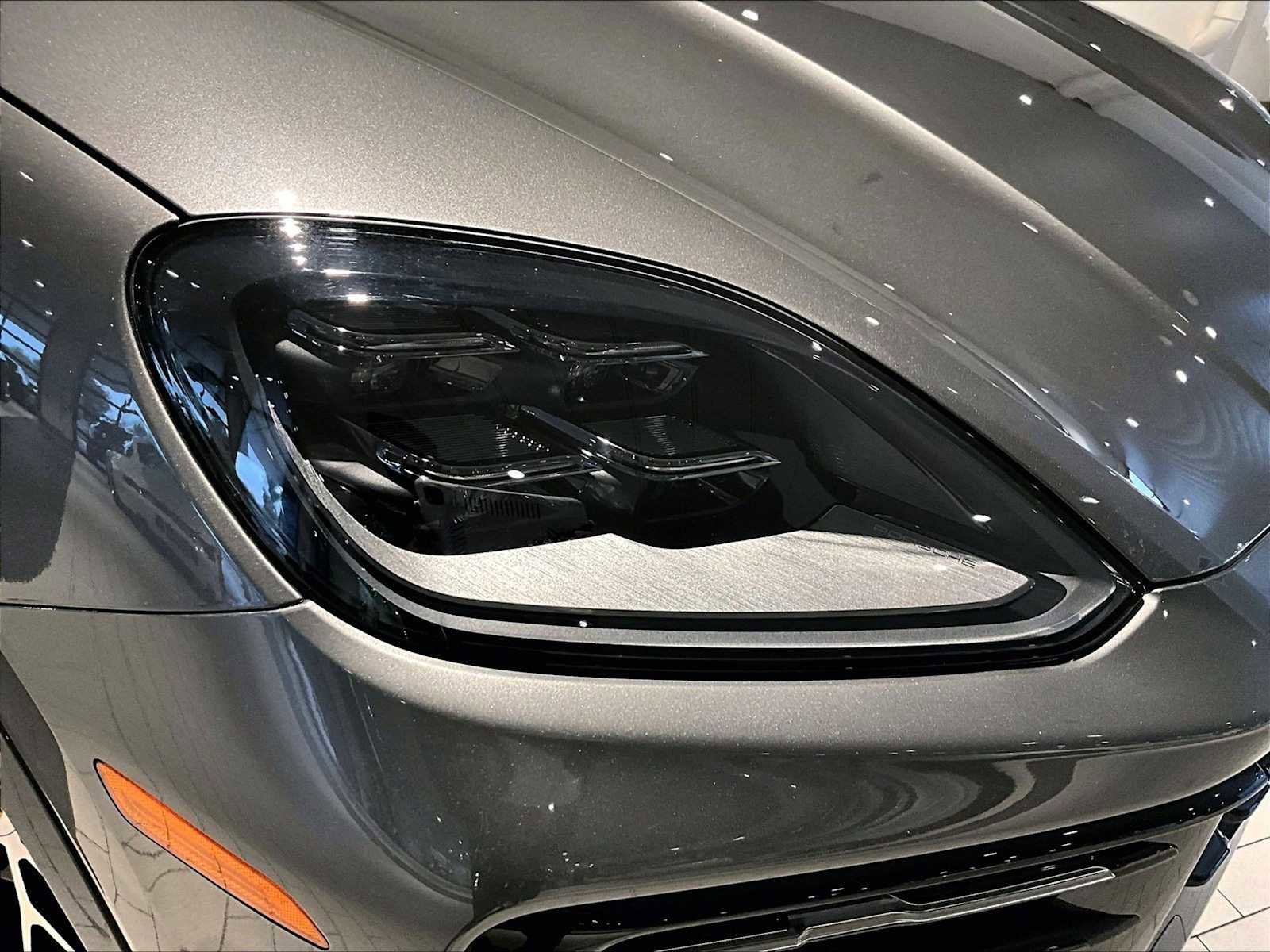 New 2026 Porsche Cayenne E-Hybrid image 12