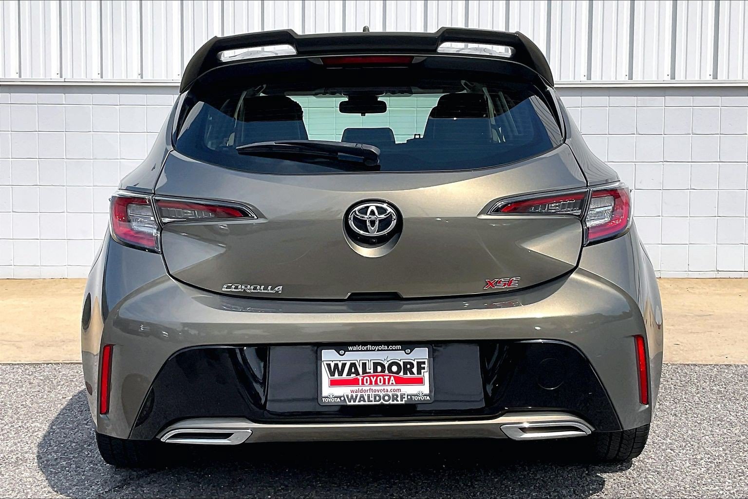 Used 2019 Toyota Corolla XSE FWD image 5
