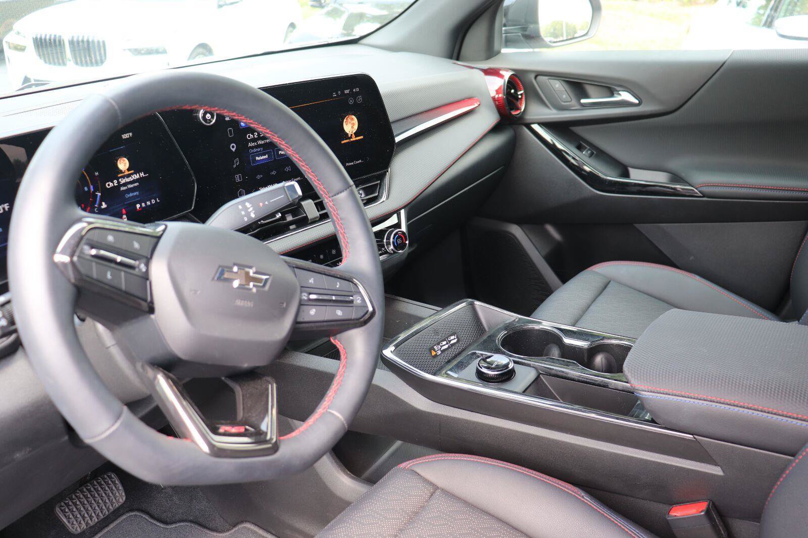 Used 2025 Chevrolet Equinox RS FWD image 21