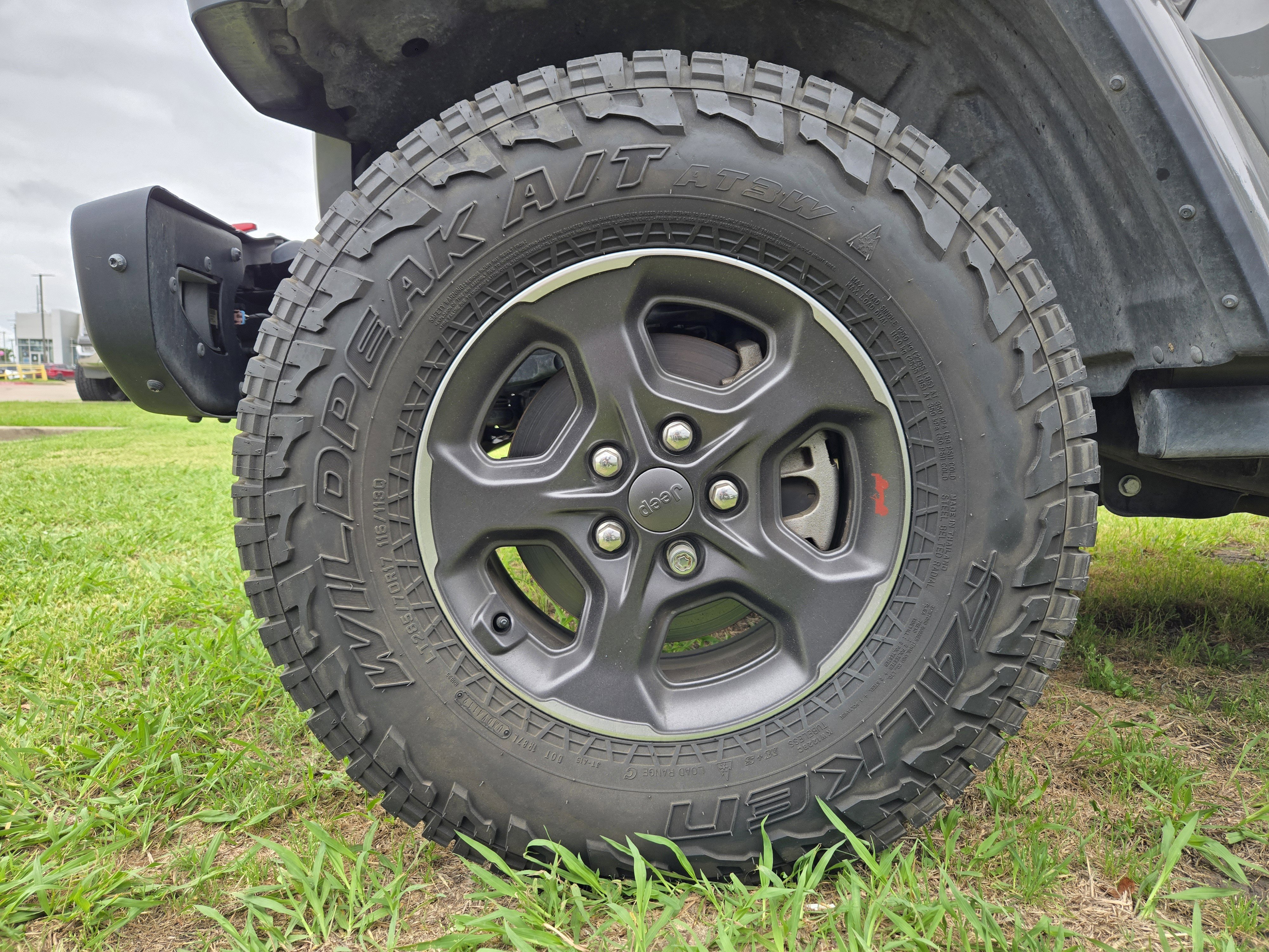 Used 2020 Jeep Gladiator Rubicon image 9