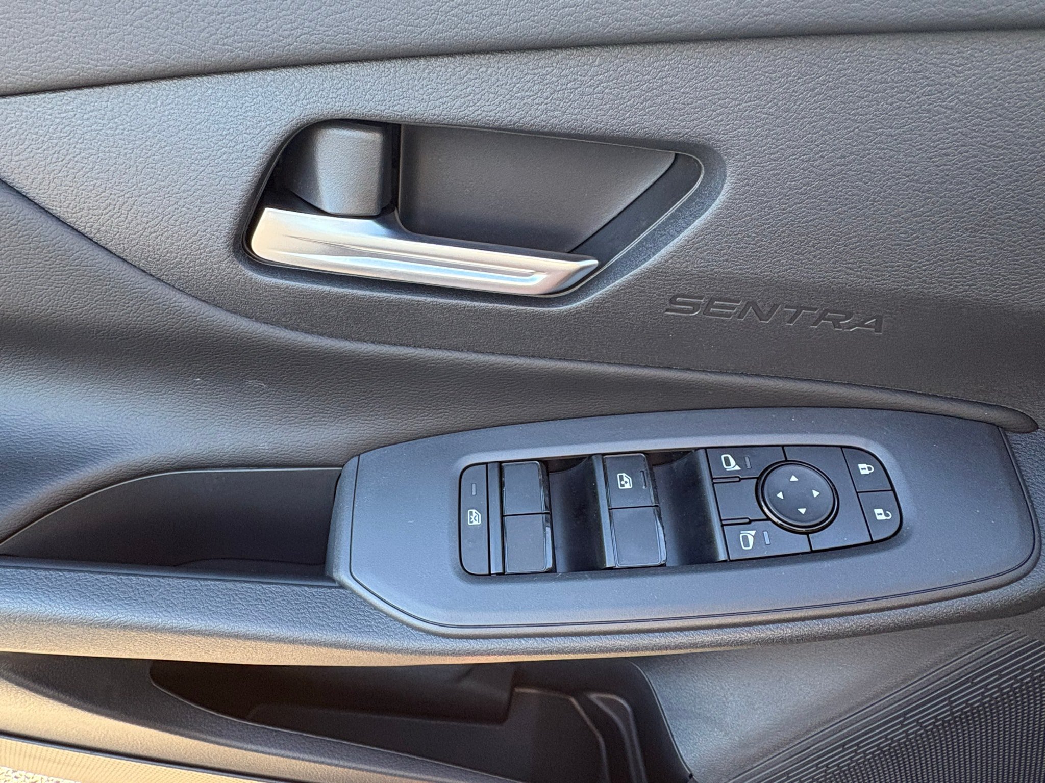 New 2027 Nissan Sentra SV w/ SV Convenience Package FWD image 21