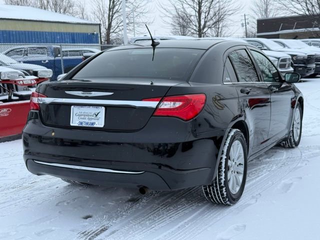 Used 2012 Chrysler 200 Touring w/ Cold Weather Group image 4