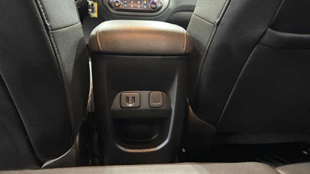 Used 2020 Chevrolet Colorado Z71 image 42