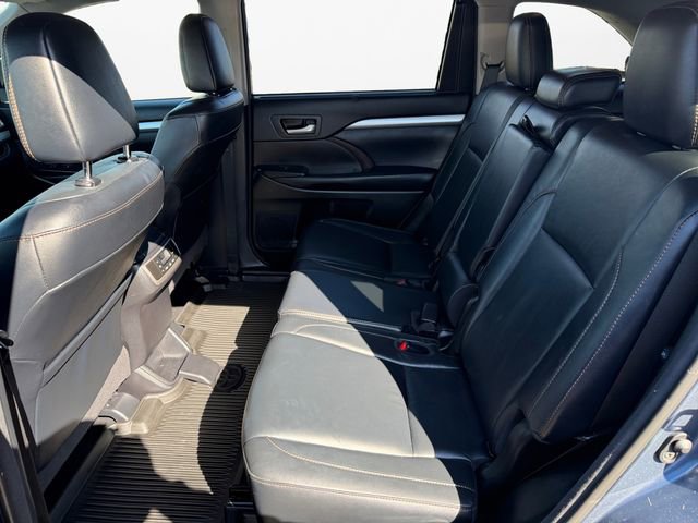 Used 2018 Toyota Highlander XLE image 13