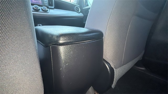 Used 2013 Toyota RAV4 LE image 20