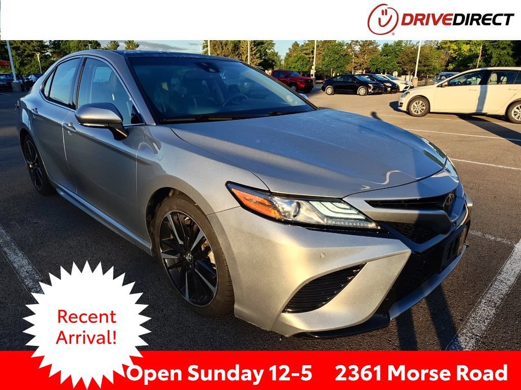 Used 2018 Toyota Camry XSE FWD image 1