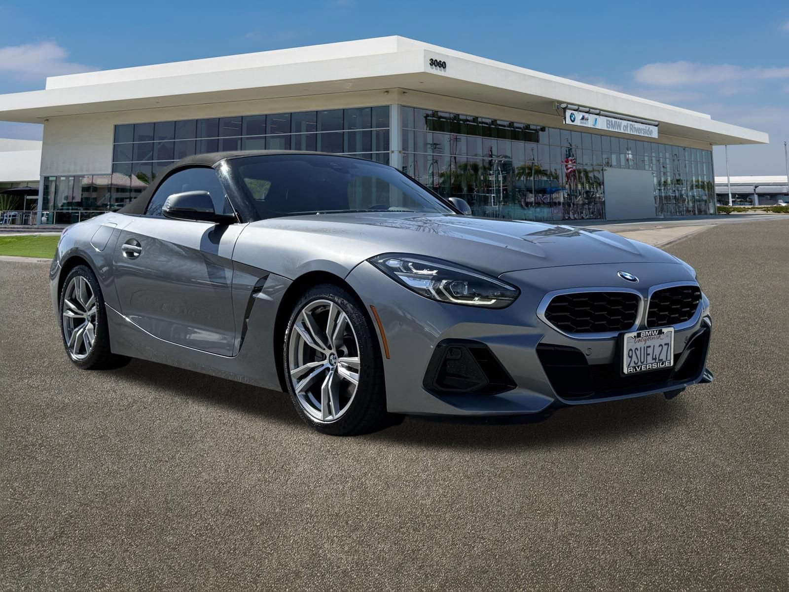 Used 2026 BMW Z4 sDrive30i image 2