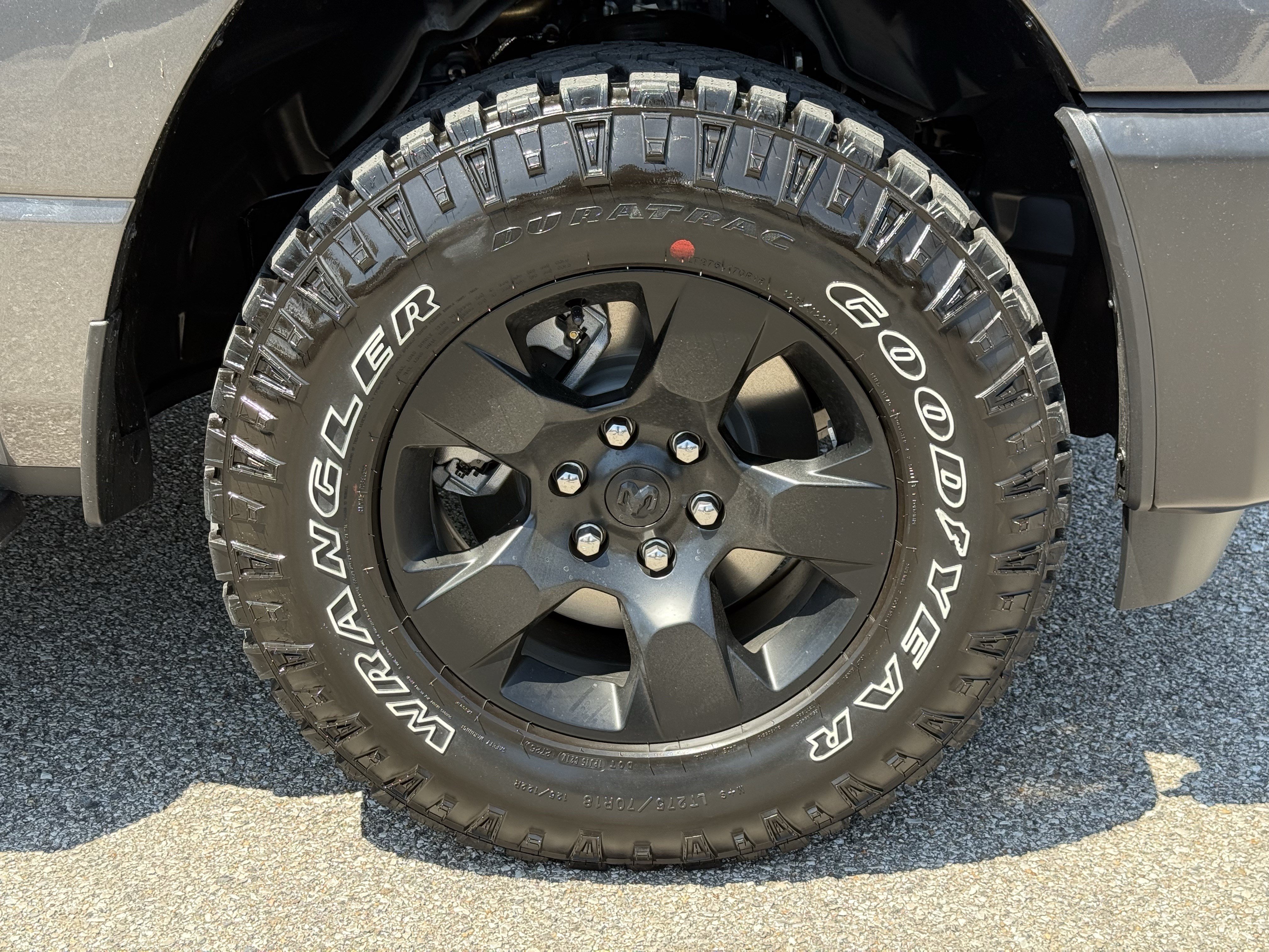 New 2026 RAM 1500 Warlock AWD/4WD image 13