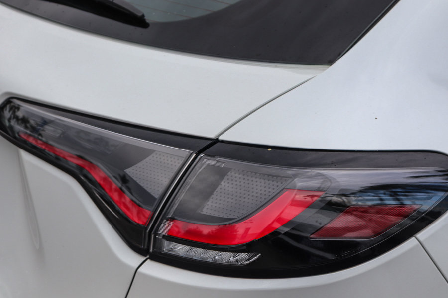 Certified 2024 Honda HR-V LX image 9