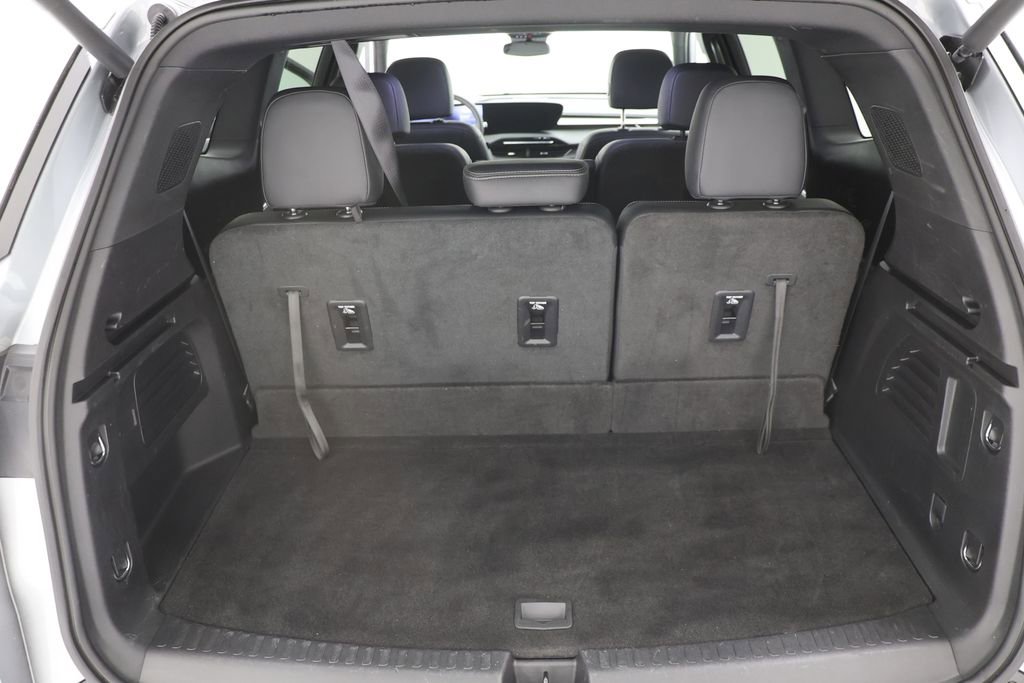 Used 2025 Buick Enclave Preferred image 28
