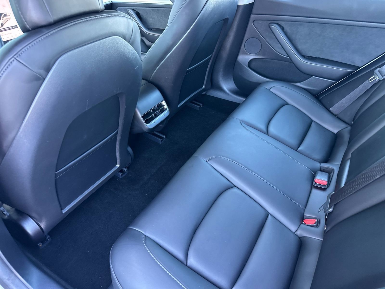 Used 2021 Tesla Model 3 Standard Range Plus image 12