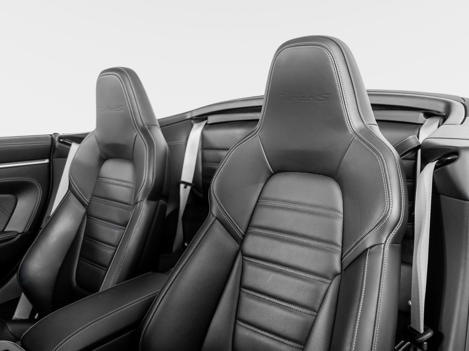 Used 2023 Porsche 911 Turbo S image 3