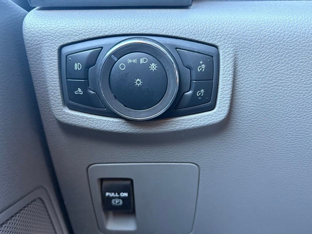 Used 2020 Ford F150 XLT image 24