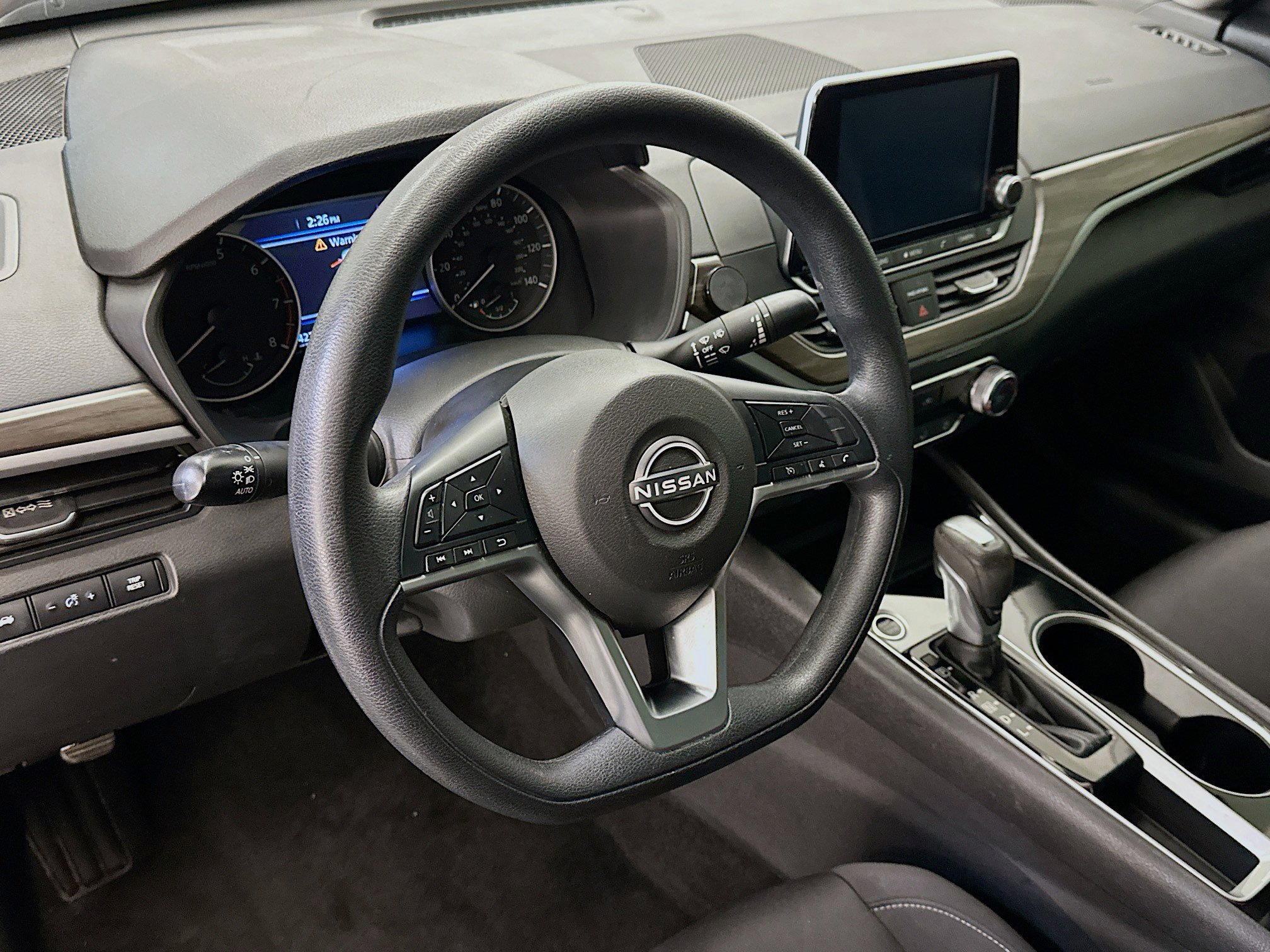 Used 2024 Nissan Altima 2.5 SV FWD image 18