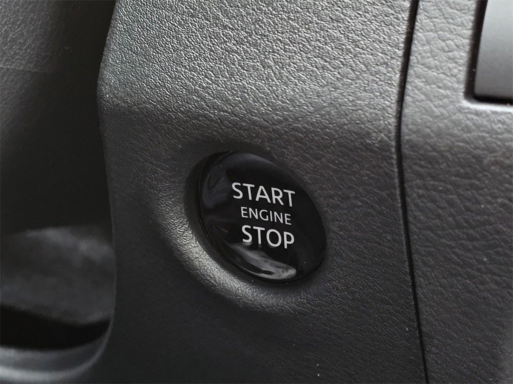 New 2026 Nissan Frontier SV image 9