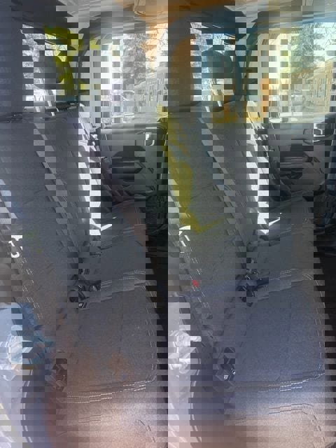 Used 2024 Jeep Gladiator Sport AWD/4WD image 7