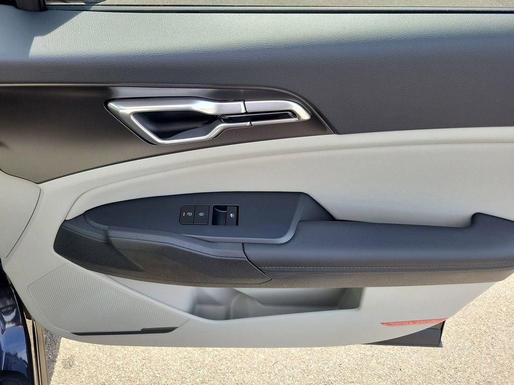 New 2026 Kia Sportage EX FWD image 10