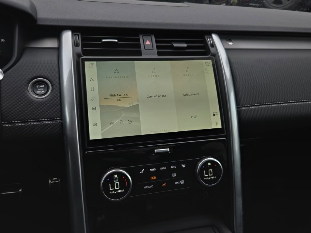 New 2026 Land Rover Discovery Limited Edition image 25