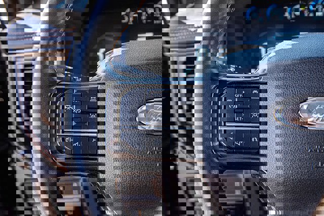 Used 2024 Ford Expedition Platinum image 9