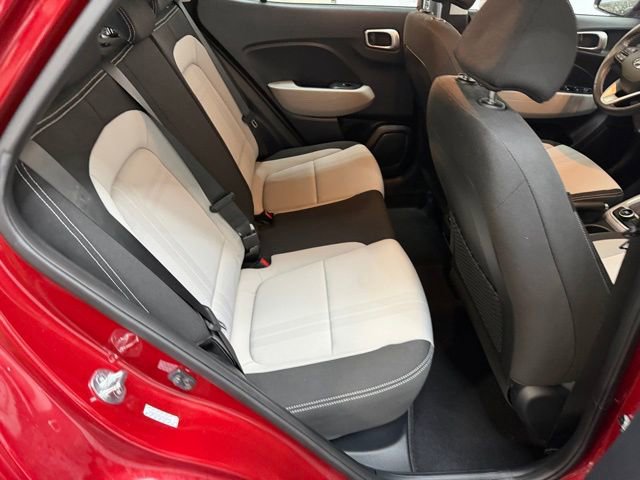 Certified 2024 Hyundai Venue SEL image 43