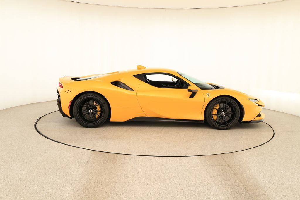 Used 2021 Ferrari SF90 Stradale image 6