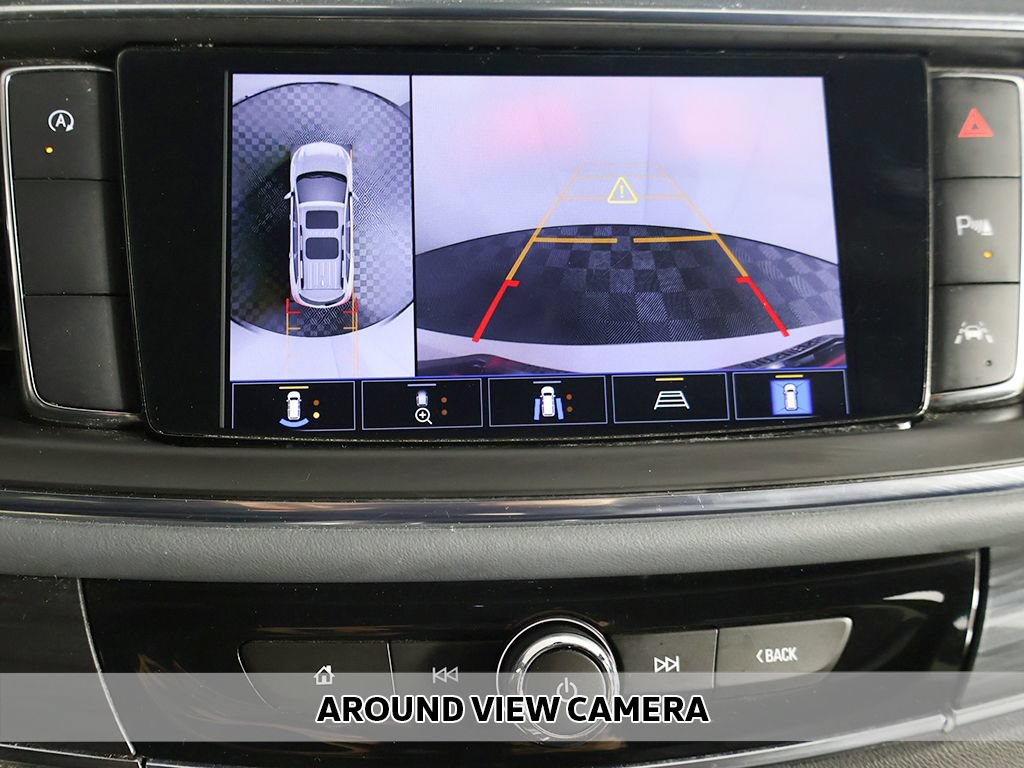 Used 2024 Buick Enclave Premium FWD image 4