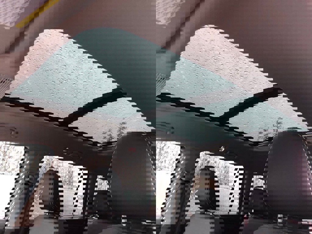 Used 2025 Volkswagen Atlas SEL image 15