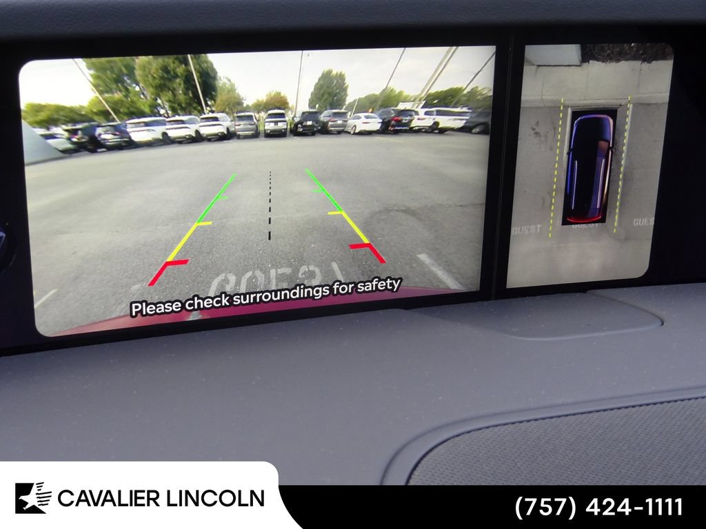 Used 2026 Lincoln Nautilus Premier AWD/4WD image 22