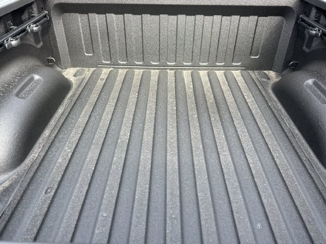 New 2027 RAM 1500 4x4 Crew Cab image 8