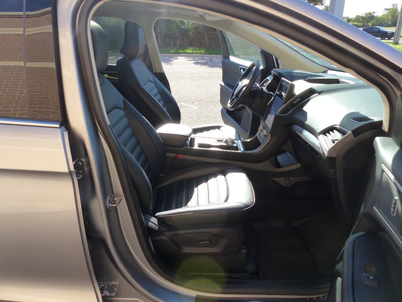 Used 2024 Ford Edge SEL w/ Convenience Package AWD/4WD image 43