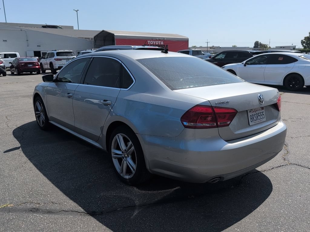 Used 2013 Volkswagen Passat TDI SE FWD image 4