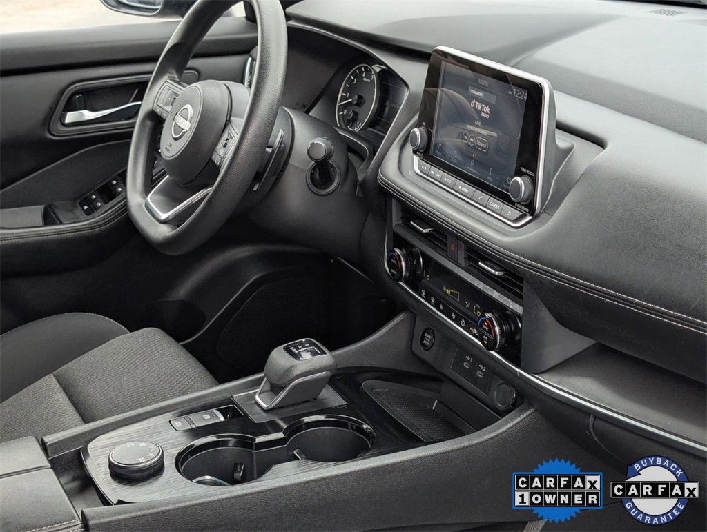 Used 2024 Nissan Rogue SV image 33
