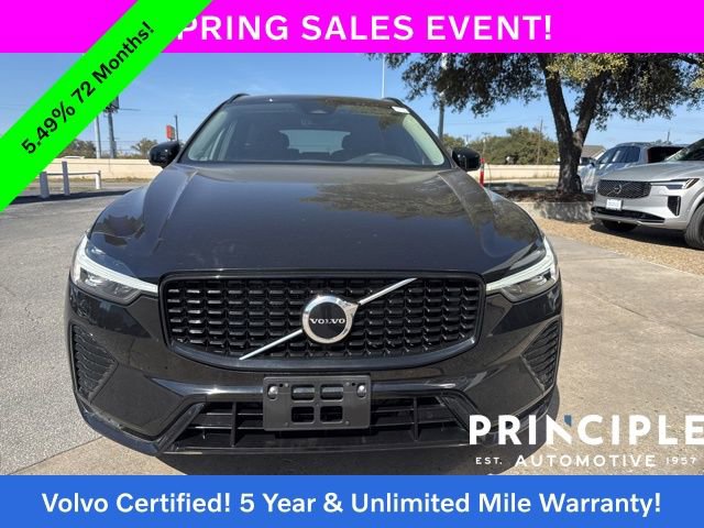 Certified 2025 Volvo XC60 B5 Core image 3