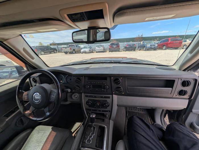 Used 2006 Jeep Commander 4WD image 33