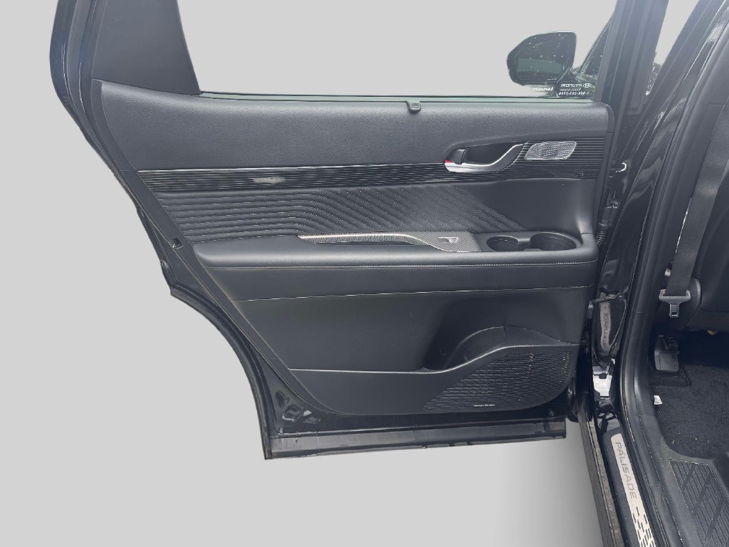 Certified 2024 Hyundai Palisade Calligraphy AWD/4WD image 10