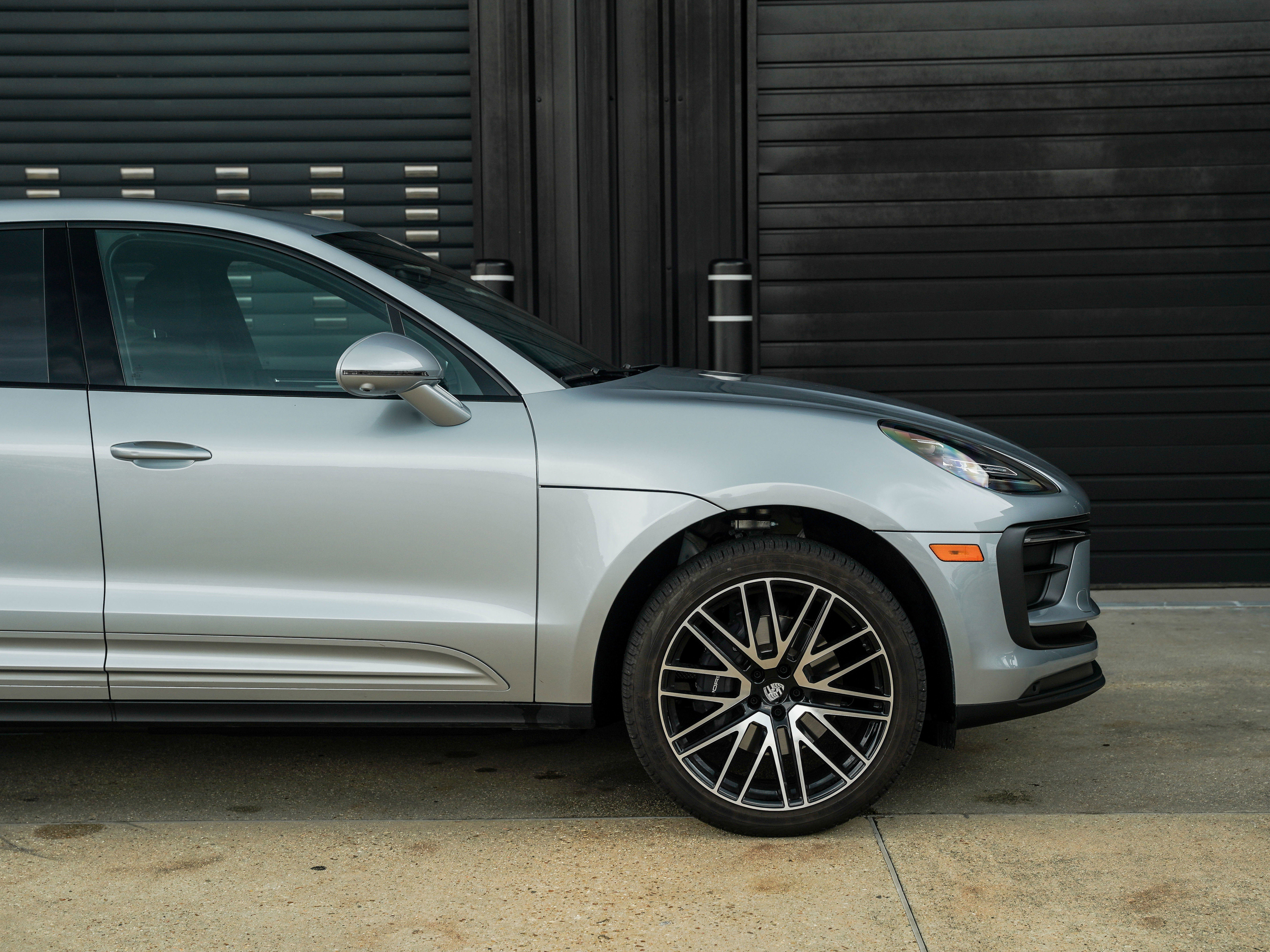 New 2025 Porsche Macan image 15