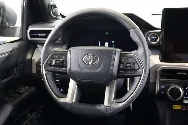 New 2026 Toyota 4Runner Trailhunter AWD/4WD image 17