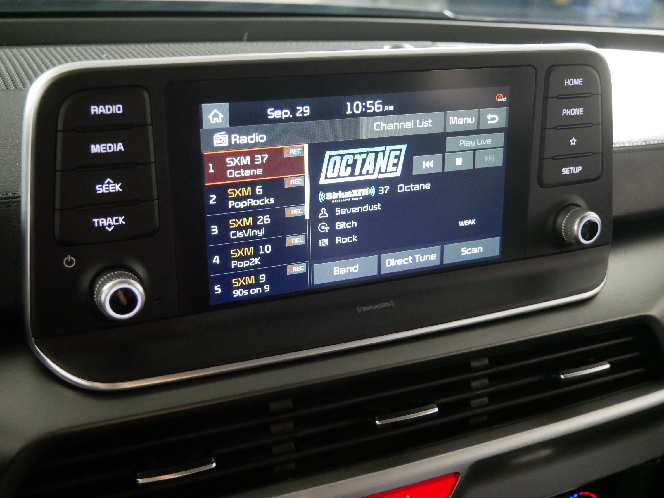 Used 2021 Kia Telluride LX AWD/4WD image 22
