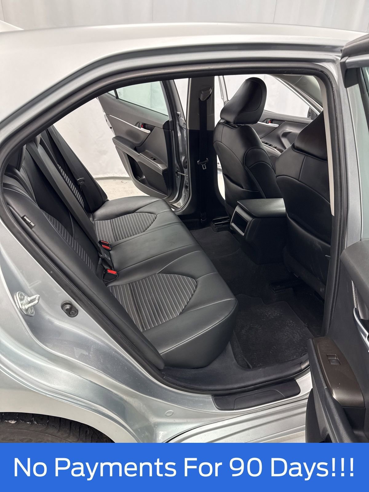 Used 2023 Toyota Camry SE image 27