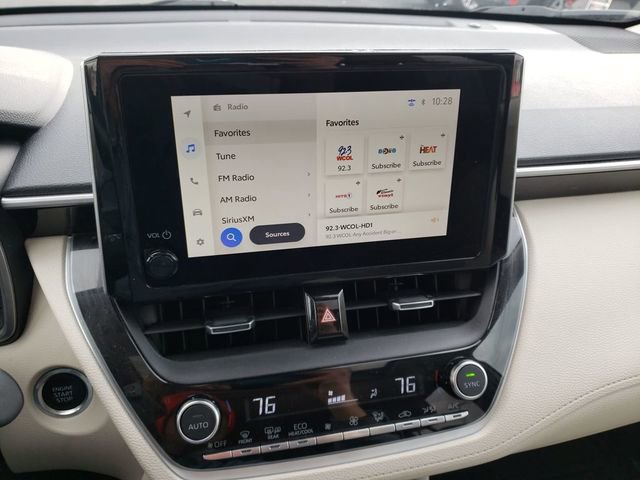 Used 2023 Toyota Corolla Cross XLE w/ Convenience Package AWD/4WD image 18