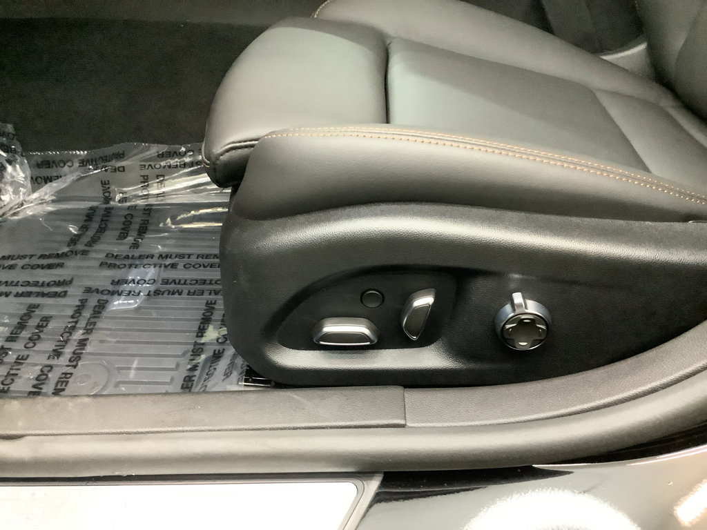 Used 2026 Cadillac CT5 Sport AWD/4WD image 13