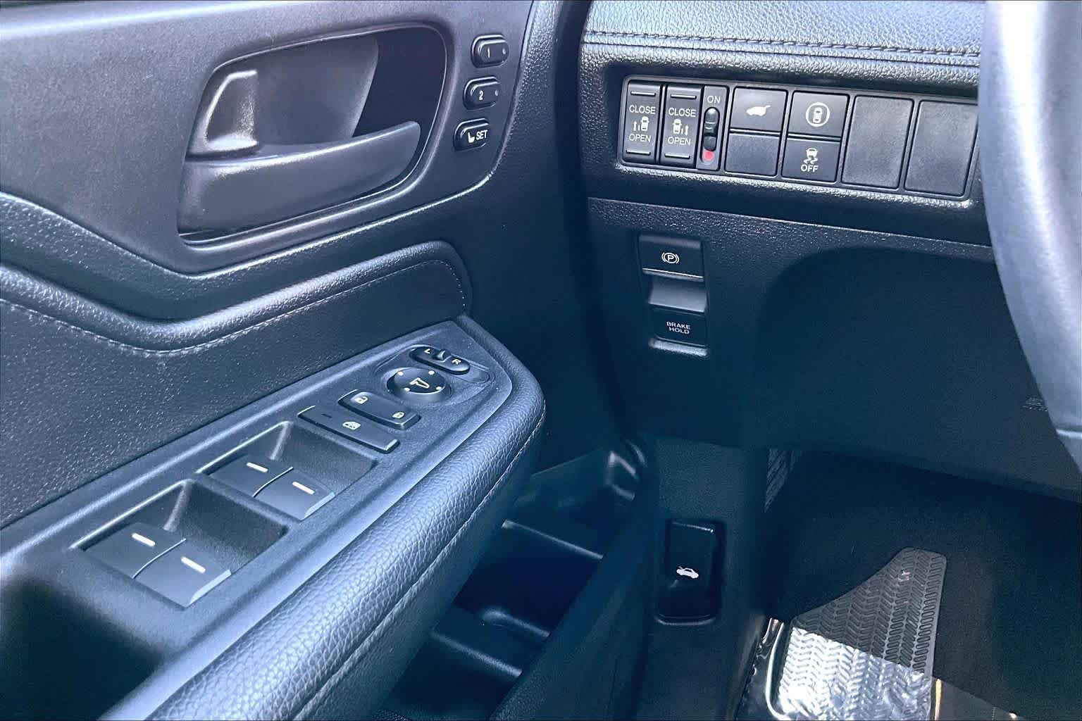 Used 2024 Honda Odyssey Sport image 33