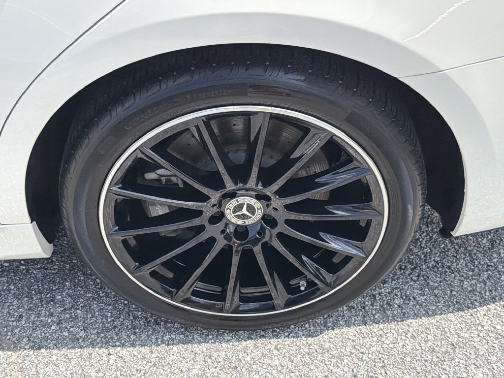 Certified 2023 Mercedes-Benz S 500 4MATIC w/ AMG Line image 21