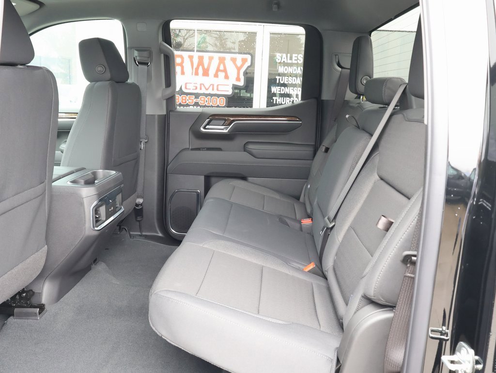 New 2026 GMC Sierra 1500 Elevation w/ LPO, Elevation Black Package image 26